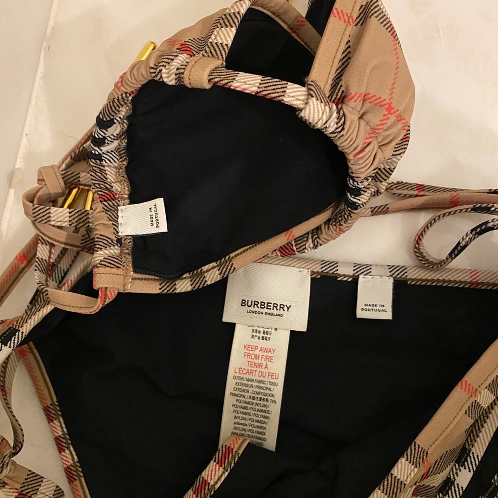 Burberry bikini